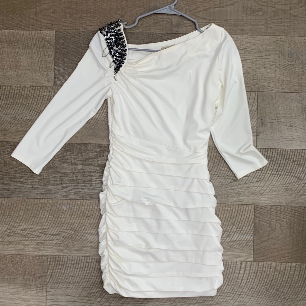Nikibiki Vegas dress